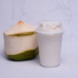 มะพร้าวปั่นนมสด Coconut Smoothie