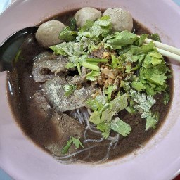 ก๋วยเตี๋ยวแชมป์&อาหารตามสั่ง
