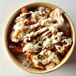 ข้าวไก่กรอบ ซอสซาวครีม