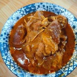 กำกินคนเมือง อาหารเหนือ by เจ๊อุ๋ย
