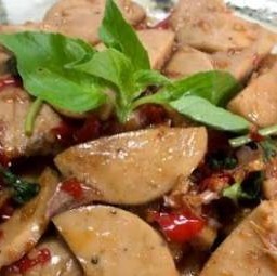 ข้าวหมูยอโหระพา
