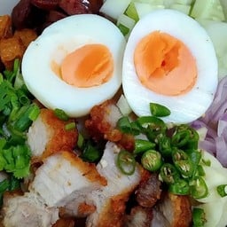 ข้าวขยำหมูยายพร