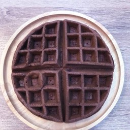 วาฟเฟิลอเมริกันรสช๊อกโกแลตเลือกไส้ฟรีหนึ่ง