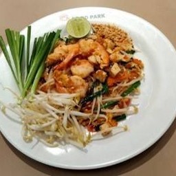 ผัดไทยกุ้งสด