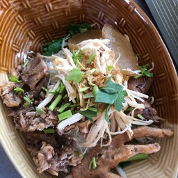 ก๋วยเตี๋ยวไก่มะระ อาหารตามสั่งอิสลามรสเด็ด🫦✅