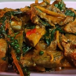 กบผัดเผ็ด