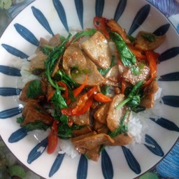 ตามสั่ง&ยำแซ่บ ครัวแม่อุบล