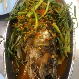 ปลาช่อนแกงส้มแป๊ะซะ.