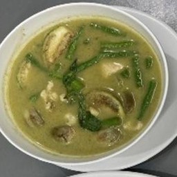ไข่เจียว-แกงเขียวหวานไก่