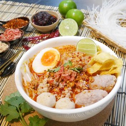 ก๋วยเตี๋ยวต้มยำมะนาวรสเด็ด ( ไข่เยิ้ม)