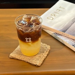 BLACK YUZU (ICED)