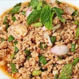 ลาบเนื้อสับ