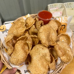 ข้าวเกรียบปลามโนรา ทอด