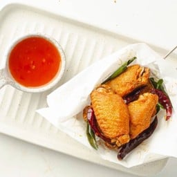 ปีกไก่ทอดสมุนไพร