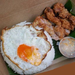 พิวพิว Premium Street Food สวนสุขสิริ