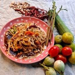 ส้มตำ ปลาร้าแซ่บ หมู่บ้าน.เด่นชัย