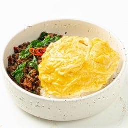 ข้าวกระเพราเนื้อสับ+ไข่ข้น
