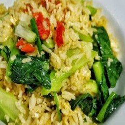 ข้าวผัดไข่ คะน้า ไม่มีเนื้อสัตว์