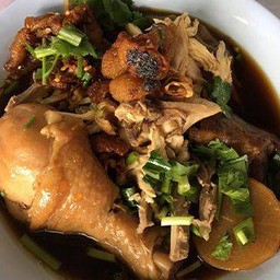 ก๋วยเตี๋ยวไก่มะระ