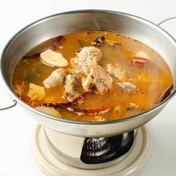 ต้มแซ่บเนื้อน่องลาย