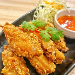 ปีกไก่ทอดน้ำปลา home style fried chicken wings