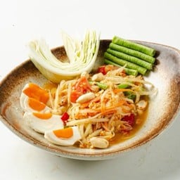 ส้มตำไทยไข่เค็ม