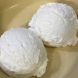 กรีกโยเกิร์ตล้วน 2 สกุ๊ป 180g