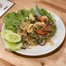 ลาบเส้นเล็กทะเล