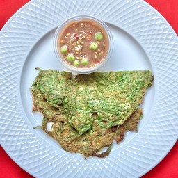 น้ำพริกกะปิชะอมไข่ ( กับข้าว )