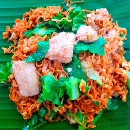 ผัดซีอิ๊ว มาม่า