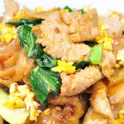 ผัดซีอิ้วหมู
