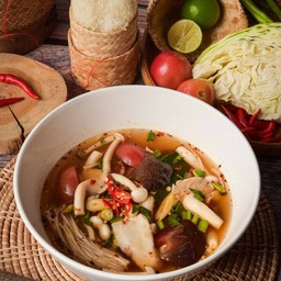 ต้มแซ่บเห็ดรวม