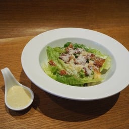 ซีซาร์ สลัด Caesar Salad