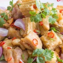 ยำเต้าหู้กรอบเม็ดมะม่วง