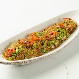 ดอกขจรผัดไข่วุ้นเส้นใส่กุ้งเสียบ
