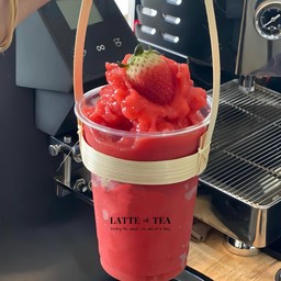 สตอเบอรี่สมูทตี้ (แก้วใหญ่ )