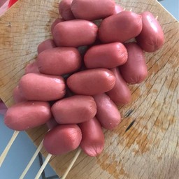 ไส้กรอกแดงในตำนาน