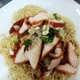 บะหมี่หมูแดง