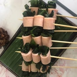 แฮมไก่พันสาหร่ายวาคาเมะ