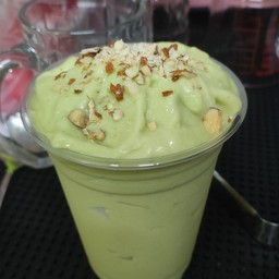 อะโวคาโดอัลมอนด์สมูทตี้