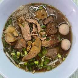 ก๋วยเตี๋ยวเนื้อน้ำข้น ธรรมดา
