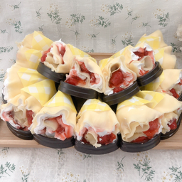 เครปเย็นนมฮอกไกโดสตรอเบอรี่