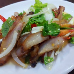 ยำคอหมูย่าง