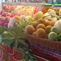 ยำสามสหาย