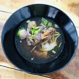 เนื้อตุ๋นนายทิว หนามแดงบางพลี