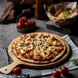 พิซซ่าซี่ฟู้ด /Seafood Pizza
