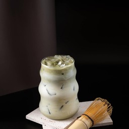 Iced Matcha Latte