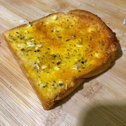 ขนมปังเนยกระเทียม