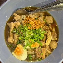 บังลี ก๋วยเตี๋ยวเรือ (ถนนบายพาส)