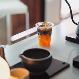 แบล็คออเรนจ์ (ส้มพาสเจอร์ไรส์ )